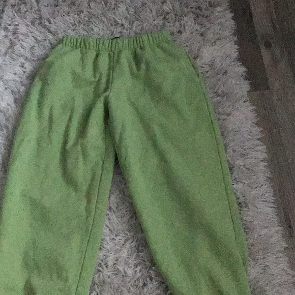 Brandy Melville Pants - Brandy Melville sweatpants